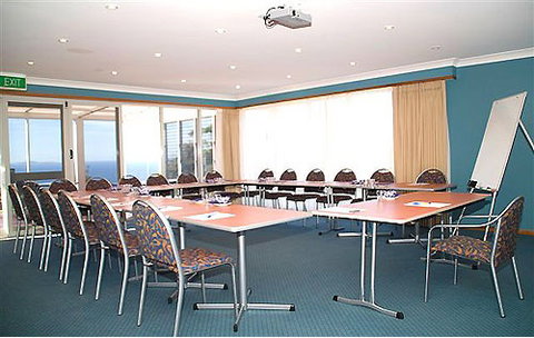 Amooran Court - Tourism Adelaide 3