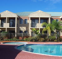 Country Comfort Inter City Perth Hotel  Apartments - Tourism Adelaide