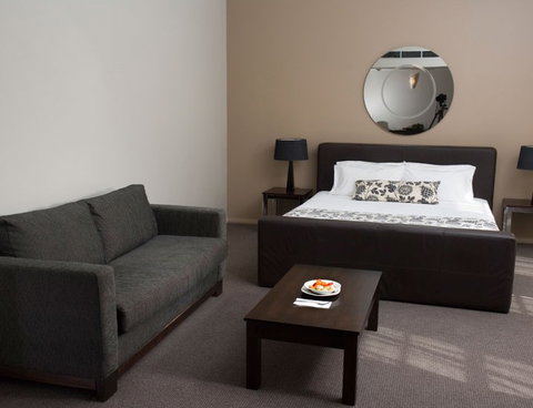 The Clarendon Hotel - Tourism Adelaide 3