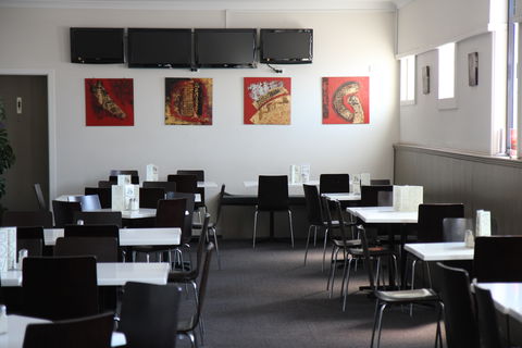 Beauford Hotel - Tourism Adelaide 0