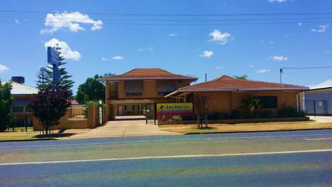 Jackaroo Apartments - Tourism Adelaide 5