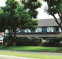 A Tudor Lodge Motel - Tourism Adelaide