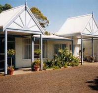 Bridge Motel Newhaven - Tourism Adelaide