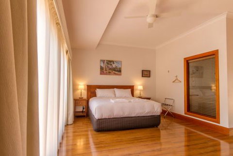 JV Jones Pty Ltd - Tourism Adelaide 2