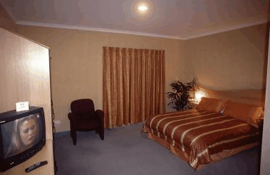 The Lighthouse Hotel - Tourism Adelaide