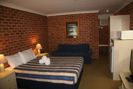 Comfort Inn Lake Macquarie - Tourism Adelaide 0
