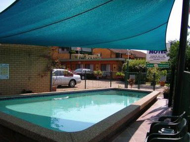 Lake Front Motel - Tourism Adelaide 3