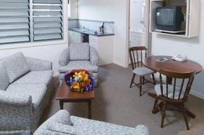 Hotel Cavalier - Tourism Adelaide 3