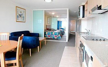 The Entrance Waldorf Apartments - Tourism Adelaide 0