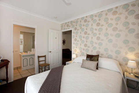 Mt Coolum Retreat - Tourism Adelaide 2