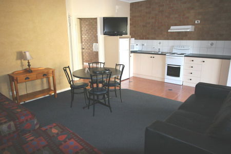 Bridges On Meninya Motel & Apartments - Tourism Adelaide 4