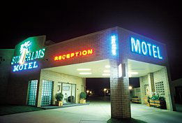 Sun Palms Hotel Motel - Tourism Adelaide 0