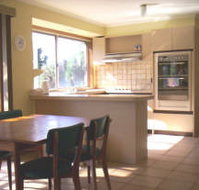 Red Rock Lodge - Tourism Adelaide