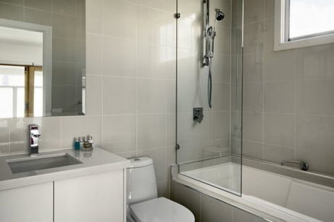 City Breeze - Stay Innercity - Tourism Adelaide 7