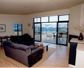 Heavens Mountain Escape - Tourism Adelaide 0