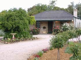 Annabelle's Cottage - Tourism Adelaide 0