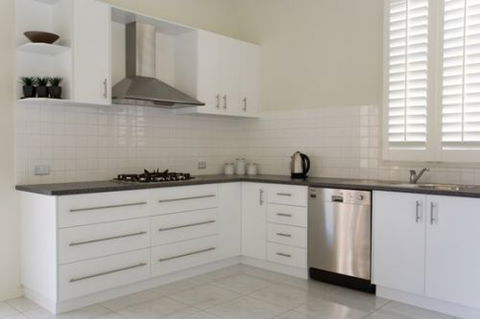 Sabina On Little Myers - Tourism Adelaide 3