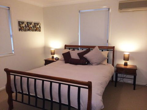 The Blue Cottage On Kent - Tourism Adelaide 4