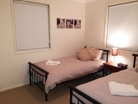 The Blue Cottage On Kent - Tourism Adelaide 5