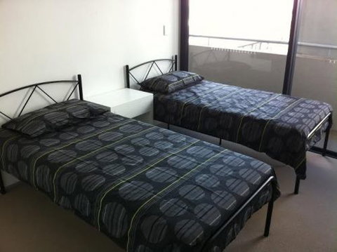 StudyNStay Safe - Tourism Adelaide 2