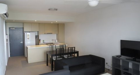 StudyNStay Safe - Tourism Adelaide 3