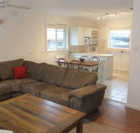 Rosebud Beach House on Kennington - Tourism Adelaide