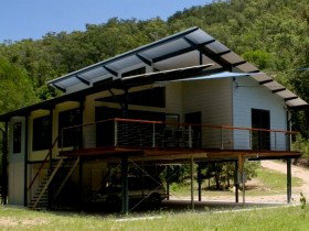 Creek Valley Rainforest Retreat - Tourism Adelaide 0