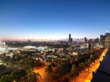 Pullman Melbourne On The Park - Tourism Adelaide 28