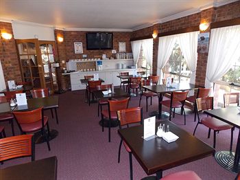 Bell Motel - Tourism Adelaide 3