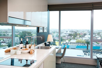 Mantra Bell City - Tourism Adelaide 5