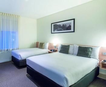 Ibis Melbourne Hotel And Apartments - Tourism Adelaide 18