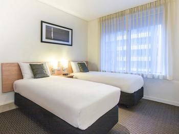 Ibis Melbourne Hotel And Apartments - Tourism Adelaide 24