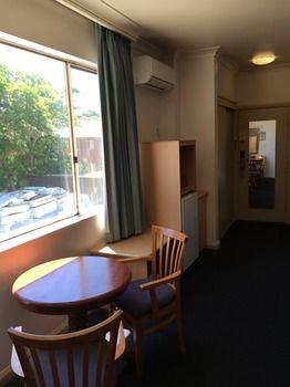 El Lago Waters Motel - Tourism Adelaide 25