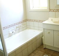 Madigan Wine Country Cottages - Tourism Adelaide