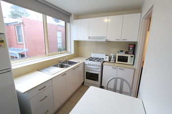 Drummond Apartments Services - Tourism Adelaide 14