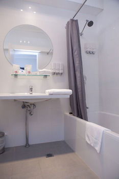 The Savoy Double Bay Hotel - Tourism Adelaide 7