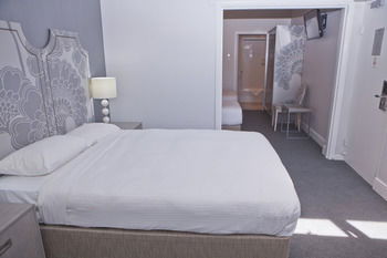 The Savoy Double Bay Hotel - Tourism Adelaide 14