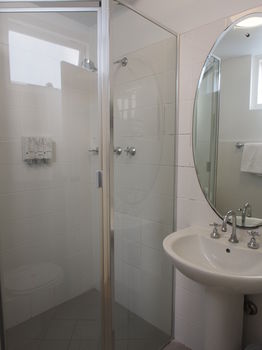 The Savoy Double Bay Hotel - Tourism Adelaide 26