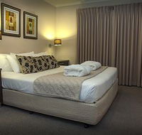 Eltham Gateway Hotel - Tourism Adelaide