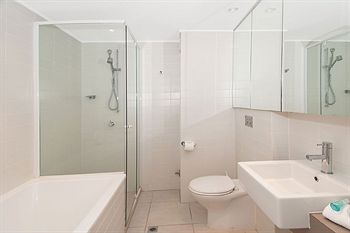 Fairshore Noosa - Tourism Adelaide 19