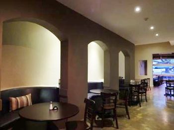 Naughtons Parkville Hotel - Tourism Adelaide 21
