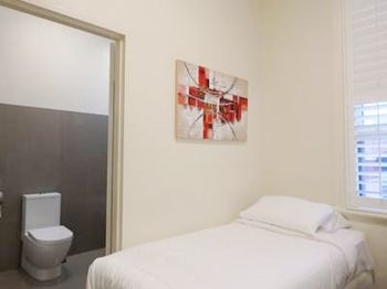 Naughtons Parkville Hotel - Tourism Adelaide 36