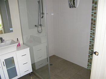 De'Vine Escape - Tourism Adelaide 0