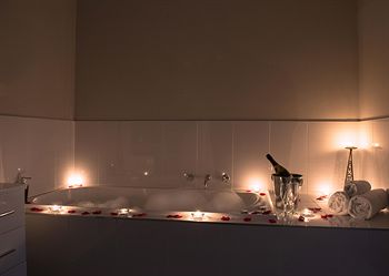 De'Vine Escape - Tourism Adelaide 7