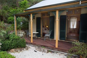 Tizzana Winery Bed & Breakfast - Tourism Adelaide 3