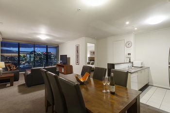 Gem Apartments - Tourism Adelaide 7