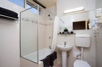 Best Western Fawkner Suites & Serviced Apartments - Tourism Adelaide 20