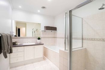 Best Western Fawkner Suites & Serviced Apartments - Tourism Adelaide 42