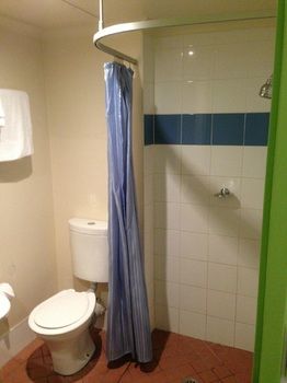 Ibis Budget Dandenong - Tourism Adelaide 4