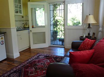Brentwood Accommodation - Tourism Adelaide 3